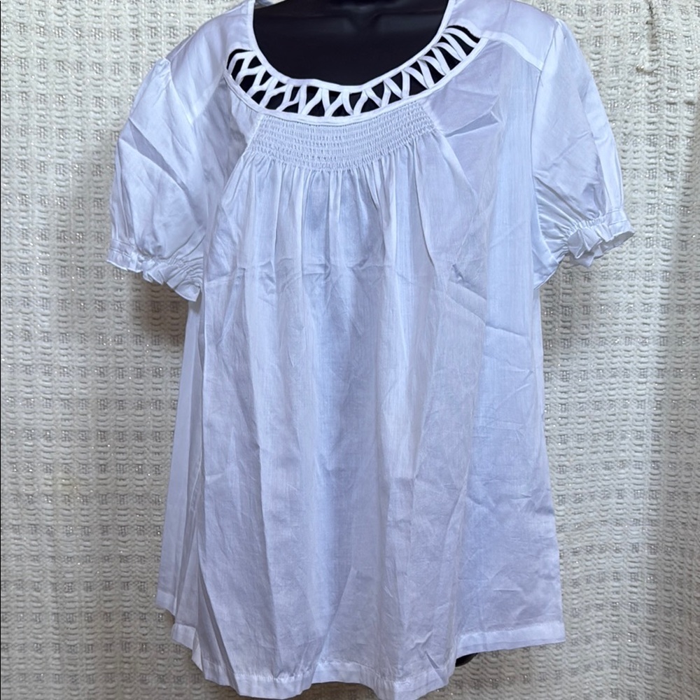 Apt. 9 White Puff Sleeve Ruffled Blouse